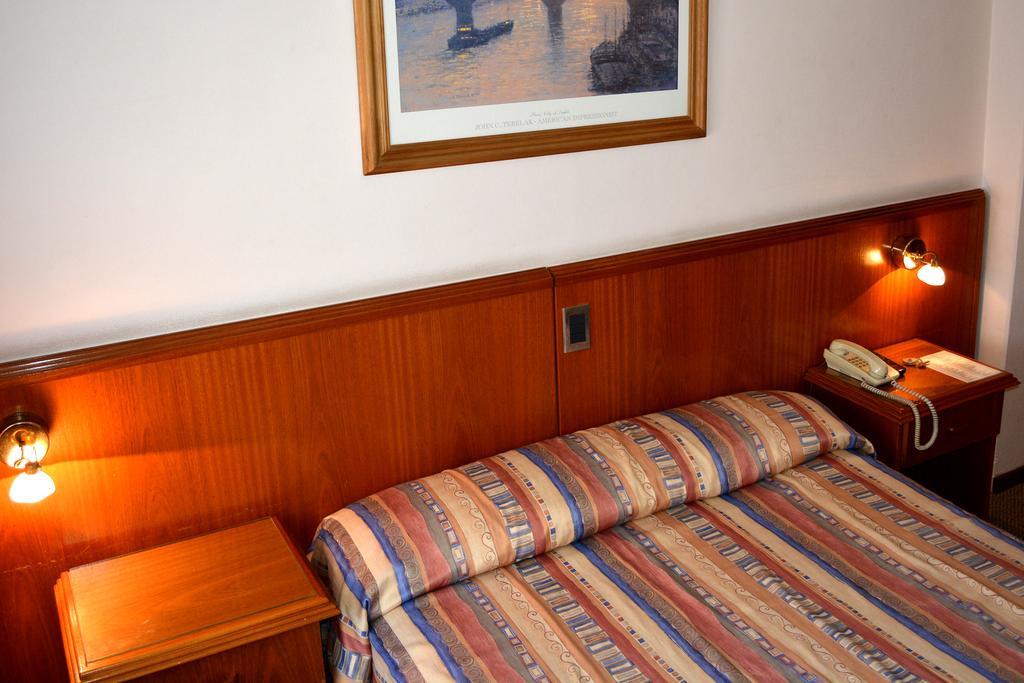 Hotel Rosario 3*
